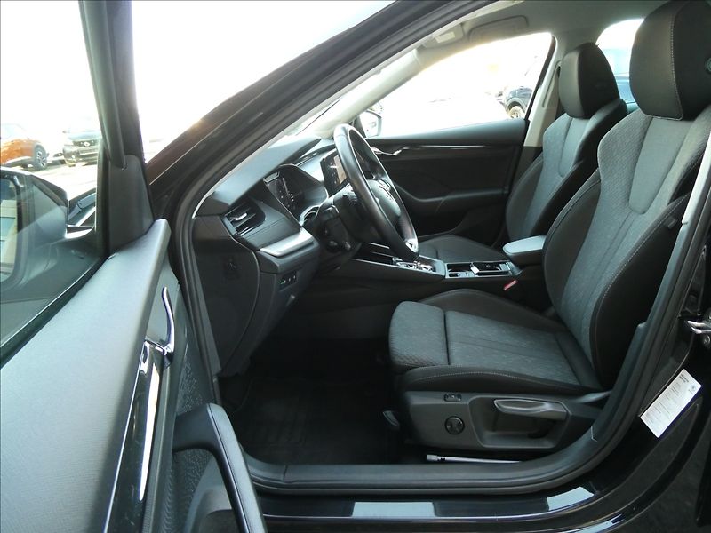 Škoda Octavia 1,5 TSi 110kW DSG 1.majitel - fotka 24 z 51