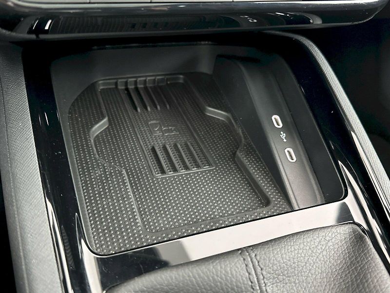 Škoda Kamiq (2025) DSG 1.0TSI 85kW Monte Carlo - fotka 23 z 32