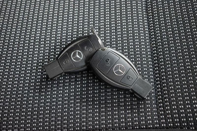Mercedes-Benz Třídy V V 220d AUTOMAT*KAMERA*7.MÍST* - fotka 32 z 37