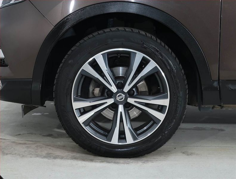 Nissan Qashqai (2018) N-Connecta 1.2 DIG-T - fotka 14 z 23