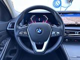 BMW Řada 3 318i Touring - náhled 9