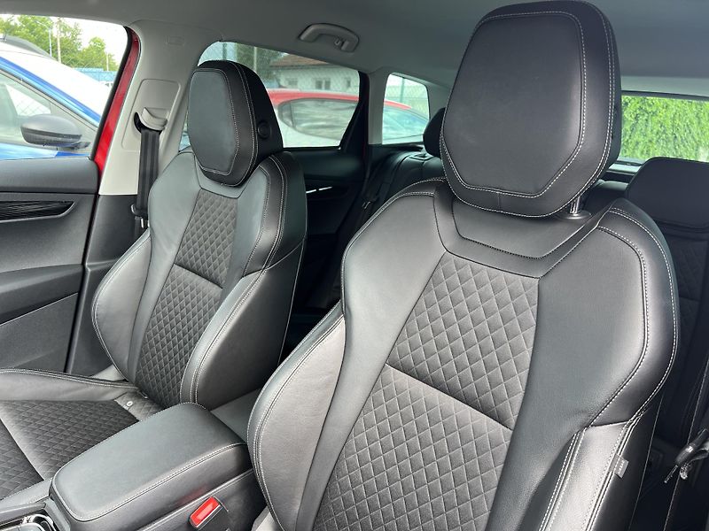 Škoda Karoq Style+ 1.5TSi 110kw PŮVOD ČR - fotka 10 z 46