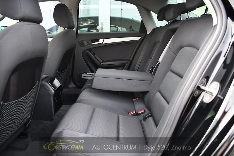 Audi A4 2.0TDi ČR PDC VÝHŘEV - fotka 14 z 35