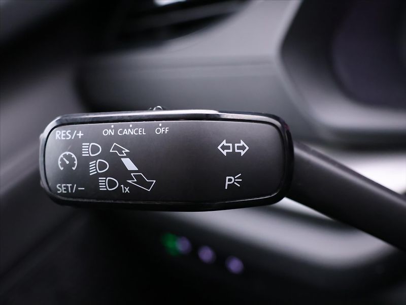 Škoda Octavia 2,0 TDI 1.Maj. CZ DPH LED - fotka 18 z 33