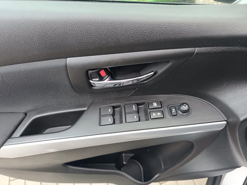 Suzuki SX4 S-Cross 1.4/103kW, COMFORT - fotka 33 z 37