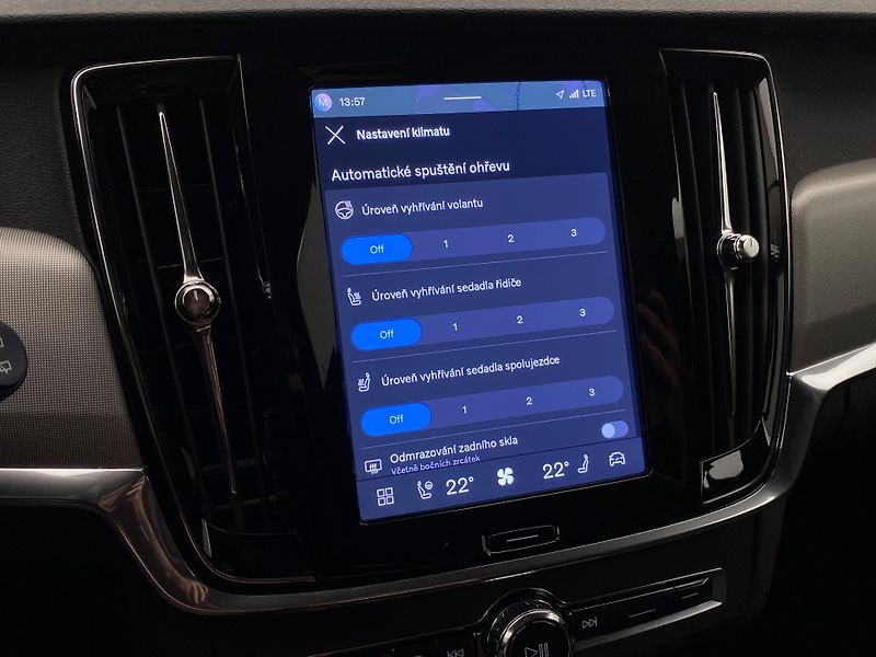 Volvo V90 T6 AWD RECHARGE REZERVACE - fotka 43 z 58