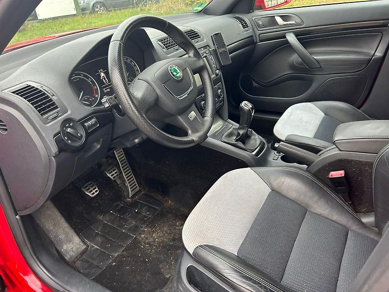 Škoda Octavia RS 2.0 147kw servisní historie - fotka 16 z 43