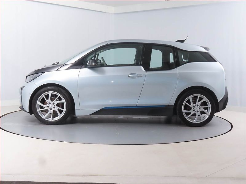 BMW i3 (2016) 60Ah REX, Automat, Tempomat - fotka 3 z 15