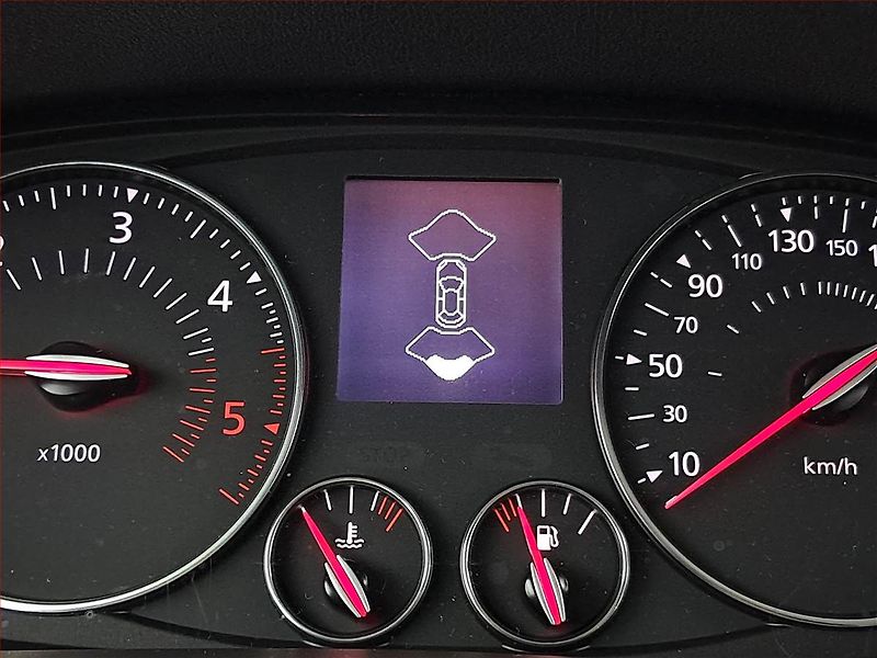 Renault Laguna (2015) 2.0 dCi, Navi, Xenony - fotka 21 z 21