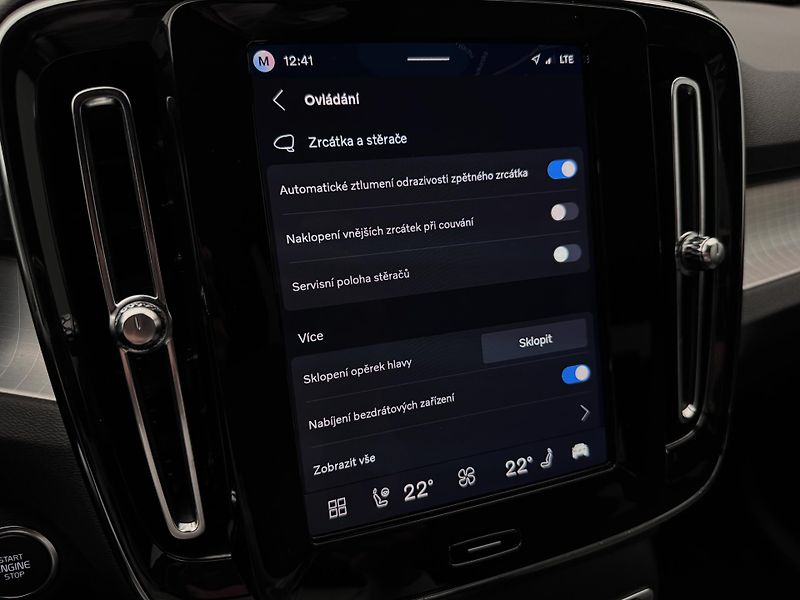 Volvo XC40 B3 DARK PLUS CZ REZERVACE - fotka 39 z 48