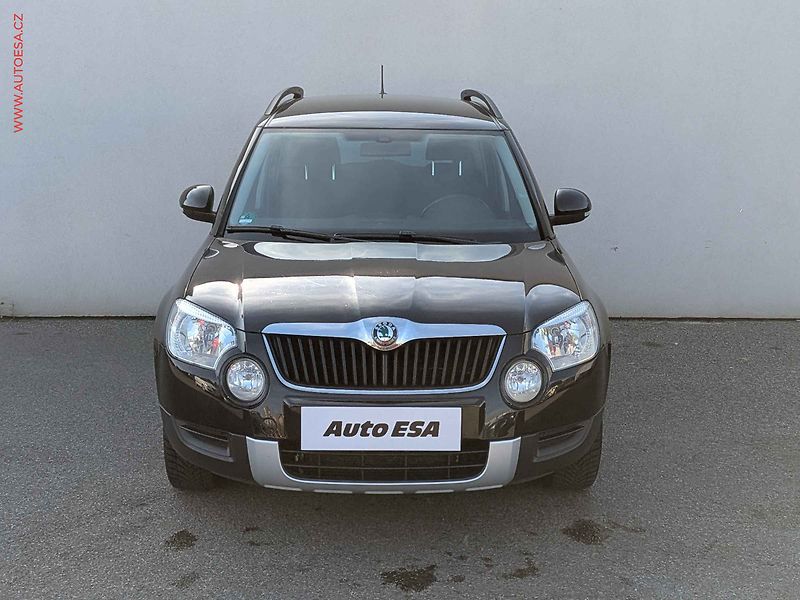 Škoda Yeti (2012) 2.0TDi 4x4, Ambition, park - fotka 2 z 15