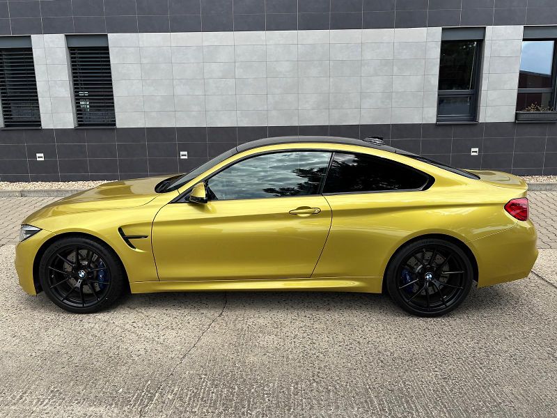 BMW M4 F82 LCI, 317 kW,34991km - fotka 5 z 56