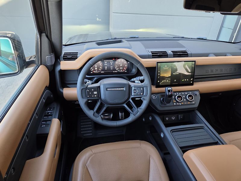 Land Rover Defender 110 P525 CARPATHIAN-MAXvýbava - fotka 8 z 49