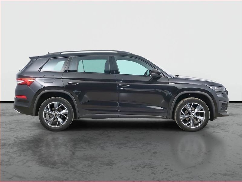 Škoda Kodiaq (2023) Sportline 1.5 TSI - fotka 6 z 22