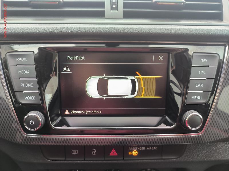 Škoda Fabia (2017) 1.0 TSi, Monte Carlo, navi - fotka 15 z 21