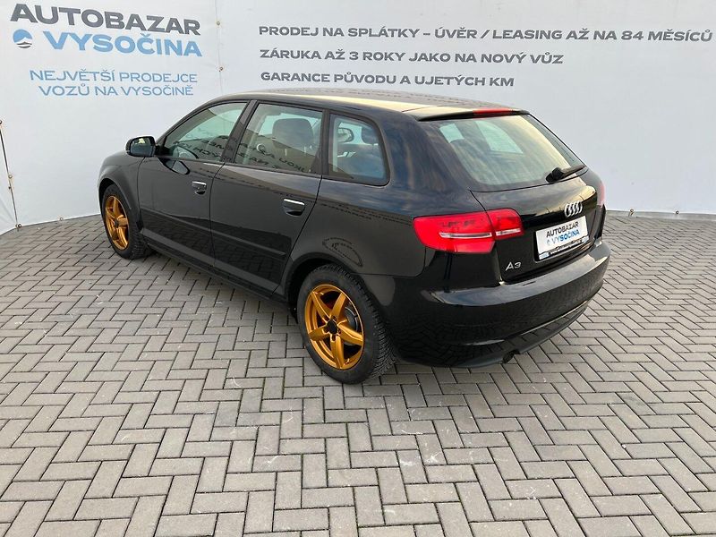 Audi A3 (2011) 1.6TDi 77kW! Sportback! - fotka 6 z 23