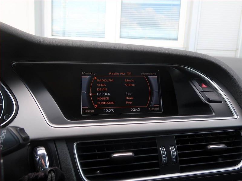 Audi A4 (2015) S-Line 2.0 TDI, Automat - fotka 15 z 16