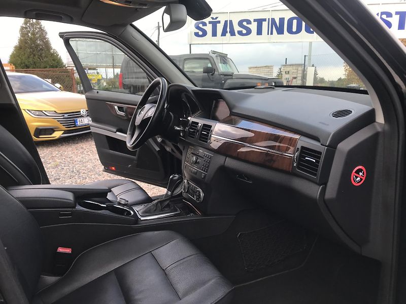 Mercedes-Benz GLK 350 CDI 165 KW 4MATIC,NAVI.. - fotka 12 z 25