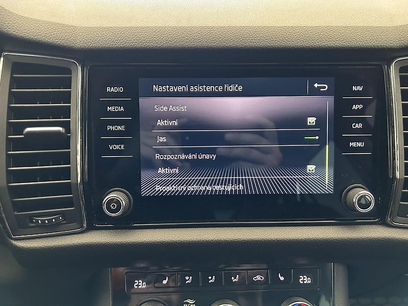 Škoda Kodiaq 2.0 TDI 4x4 Style - fotka 14 z 25