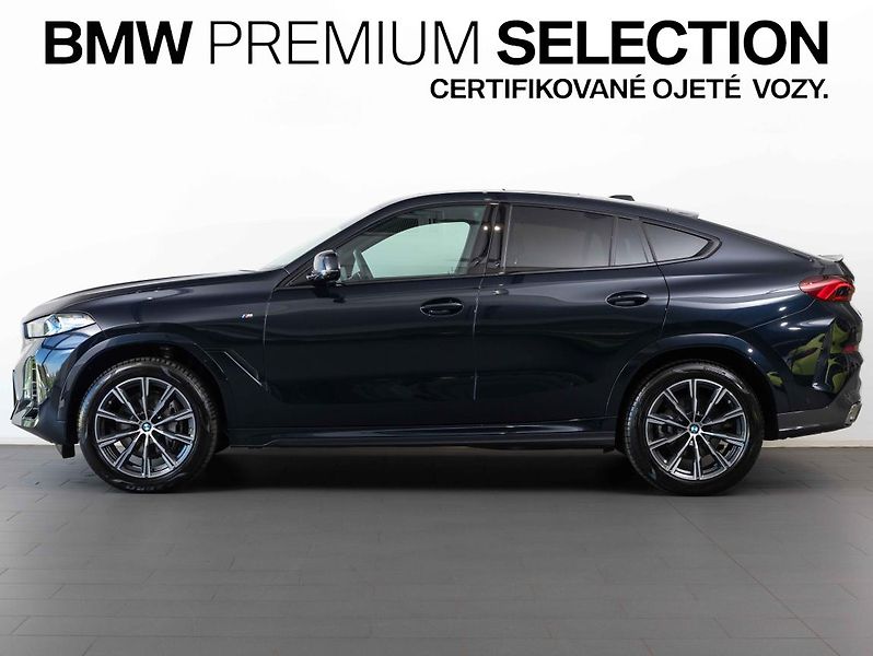 BMW X6 xDrive30d - fotka 3 z 24
