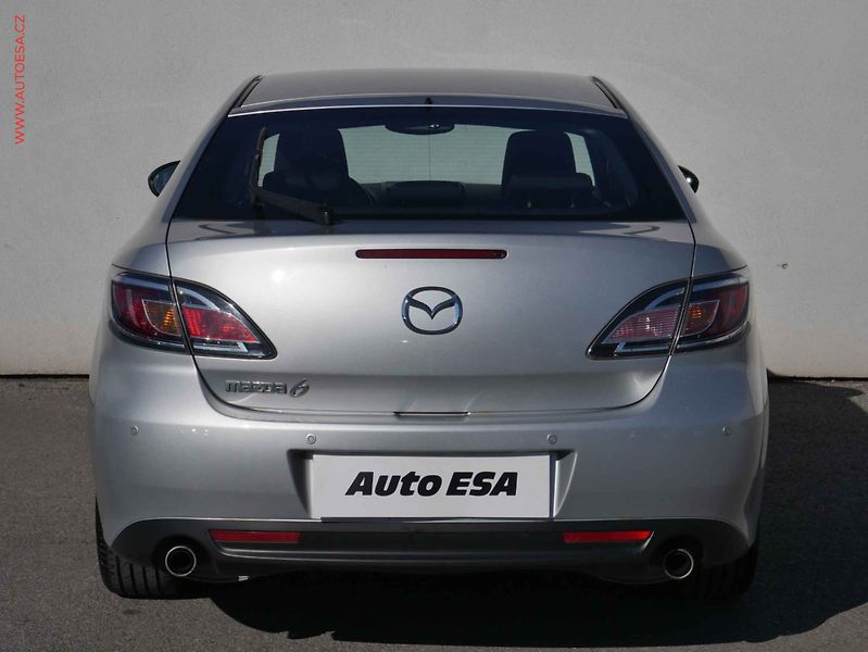 Mazda 6 (2010) 2.0 i, ČR, AC, xenon, park - fotka 5 z 20