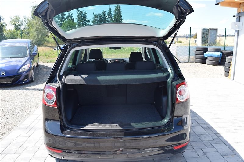 Volkswagen Golf Plus 1,4 i 59KW VÝHŘEV NAVI ALU - fotka 24 z 46