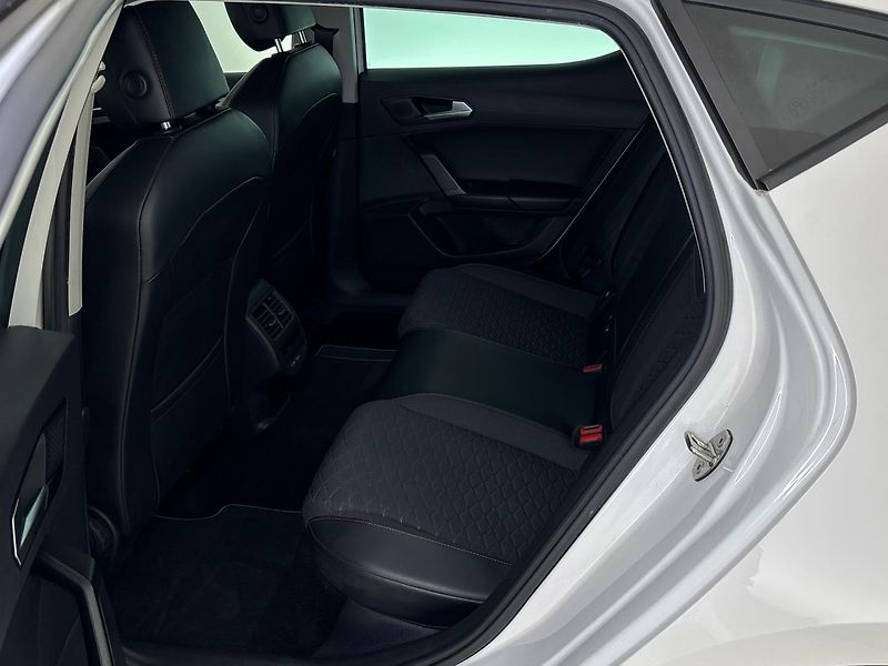 Seat Leon FR - fotka 8 z 29