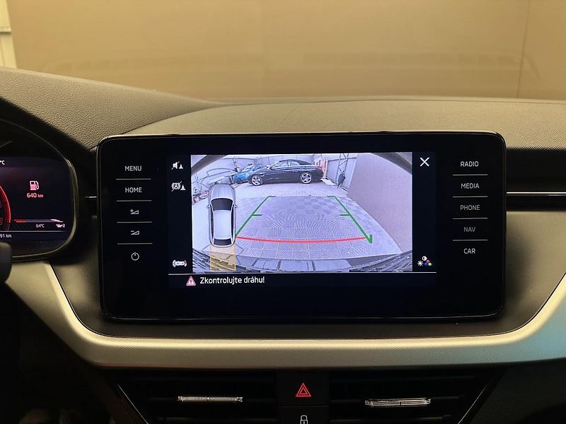 Škoda Scala (2021) 1.0 TSI Ambition (EU6AP) 70 kW - fotka 15 z 20