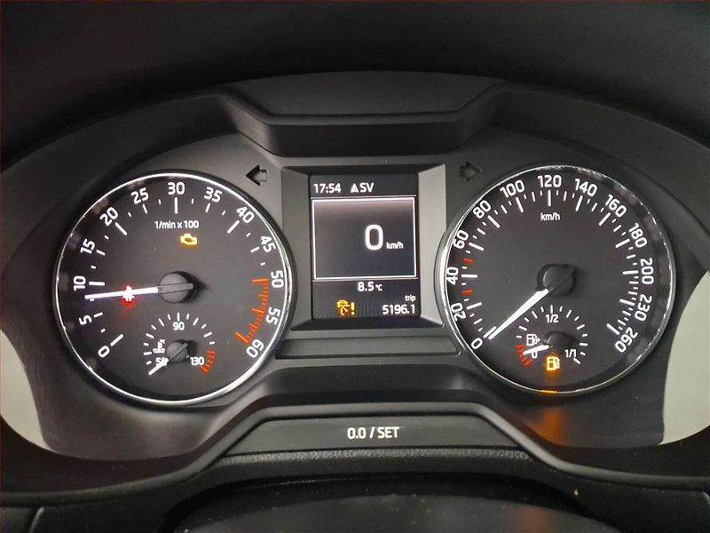 Škoda Octavia (2014) Style 2.0 TDI, Tempomat - fotka 11 z 16