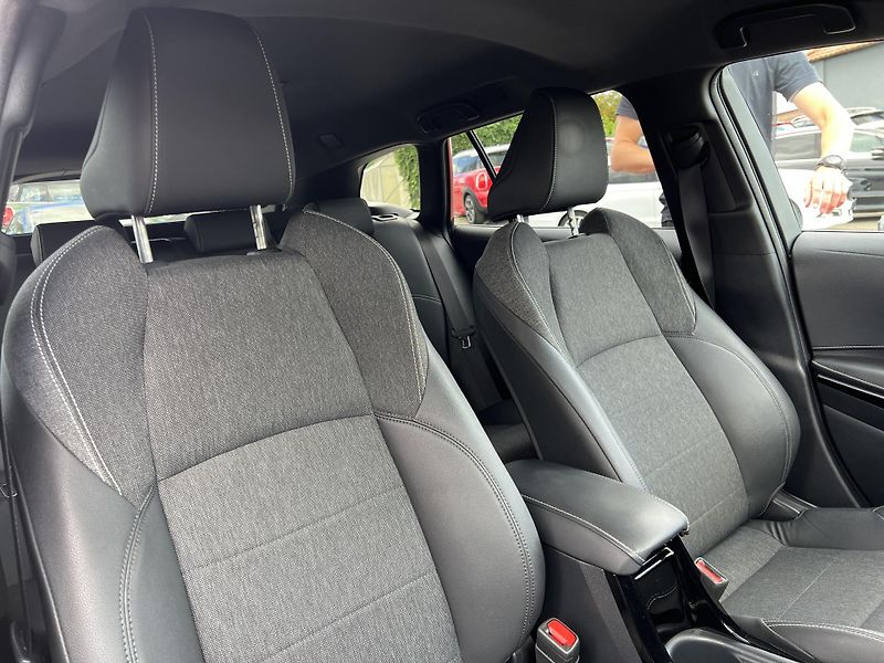 Toyota Corolla TS 2.0 HYBRID COMFORT ČR DPH - fotka 34 z 43