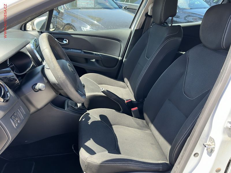 Renault Clio (2013) 1.5 dCi, ČR, Navi, AC - fotka 9 z 16