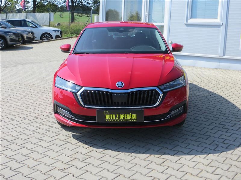 Škoda Octavia 2,0 TDI Style ČR - fotka 2 z 29