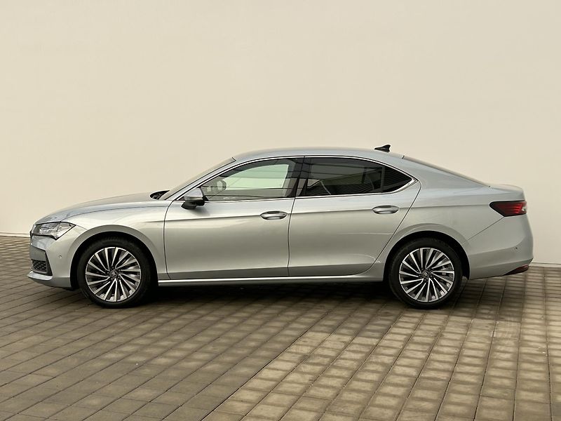 Škoda Superb 2.0 TDi L & K - fotka 3 z 30