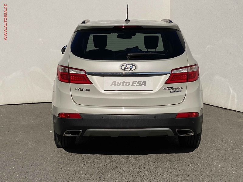 Hyundai Santa Fe (2014) 2.2 CRDi Grand 4WD, Premium - fotka 5 z 19