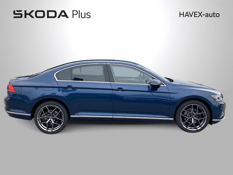 Volkswagen Passat (2019) 2.0 TDI DSG - fotka 32 z 34