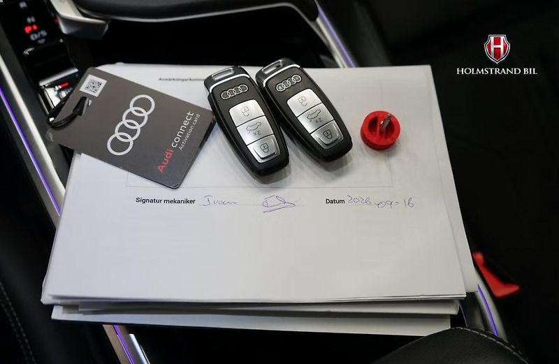 Audi Q8 e-tron 50 Q SoH 94% Kam Pano Tažné - fotka 25 z 25