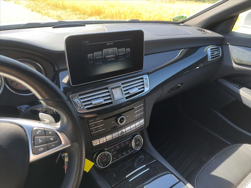 Mercedes-Benz CLS 3,0 350CDI 185kW AMG-Line 4M C - fotka 23 z 38