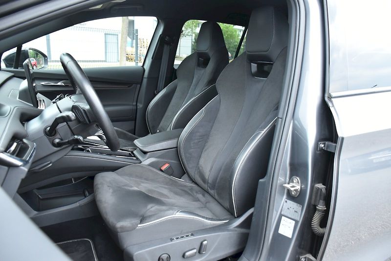 Škoda Enyaq (2022) 80 Sportline 150kW - fotka 22 z 35