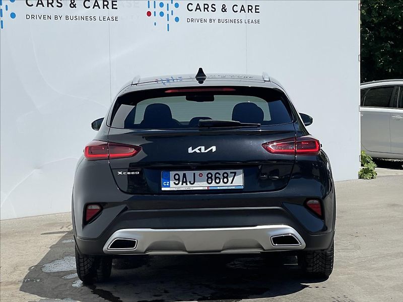 Kia XCeed 1,5 T-GDI Exclusive NAVI - fotka 22 z 23