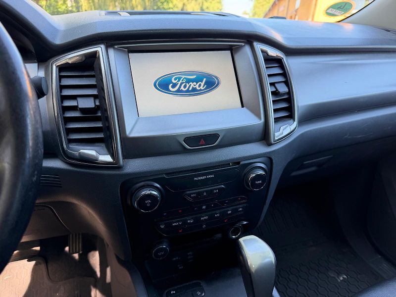 Ford Ranger 3,2 TDCi Wildtrak - fotka 10 z 11