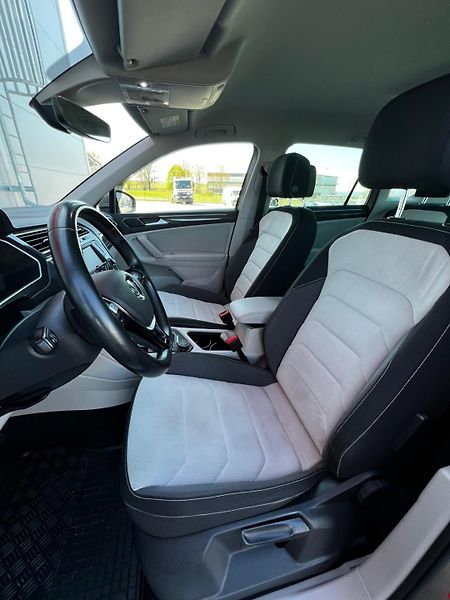Volkswagen Tiguan 2.0TDI DSG 4Motion Virtual TZ - fotka 6 z 28