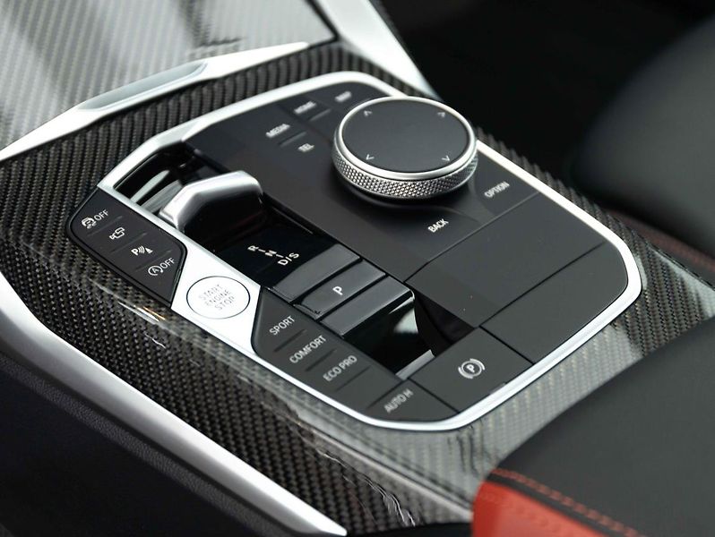 BMW Řada 4 M440i xDrive Coupe - fotka 15 z 23