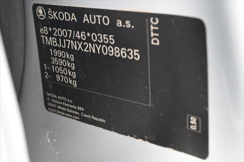 Škoda Octavia 2,0 TDI 110kW DSG Style Záruka - fotka 12 z 30