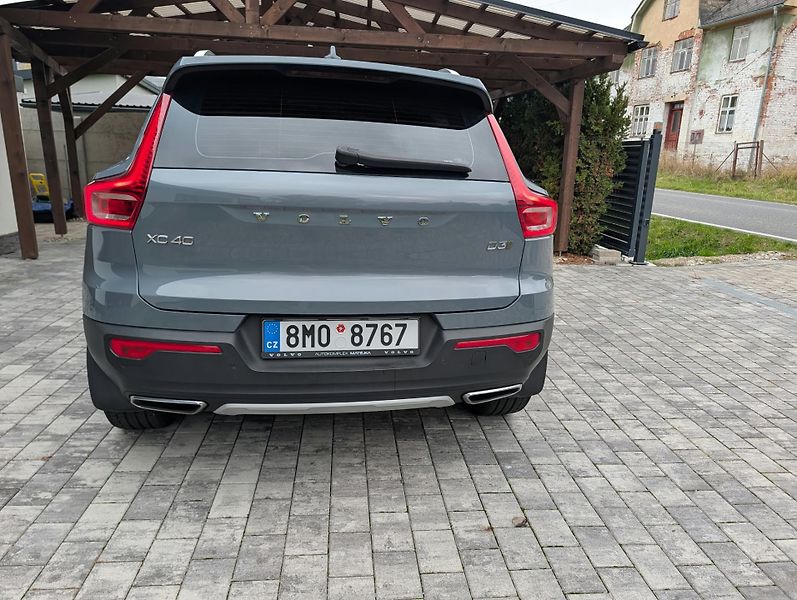 Volvo XC40 D3 Inscription Geartronic - fotka 6 z 11