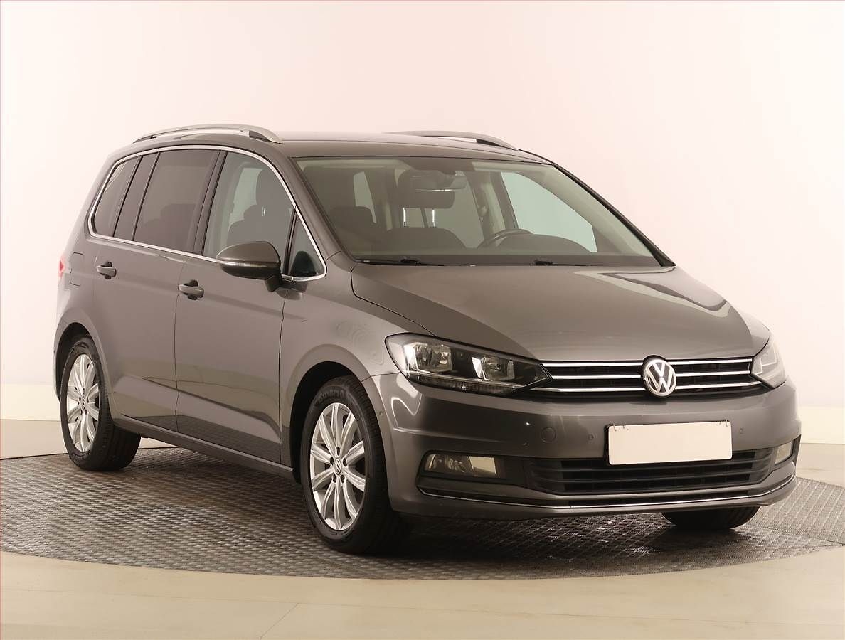 Volkswagen Touran Highline 1.6 TDI, Navi