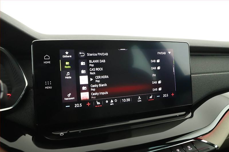 Škoda Octavia (2023) Style 1.5 TSI e-tec - fotka 9 z 16