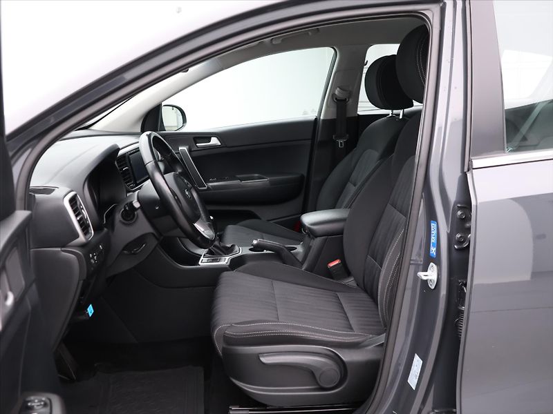 Kia Sportage 1.6 GDi 97 kW Aut.klima - fotka 10 z 27