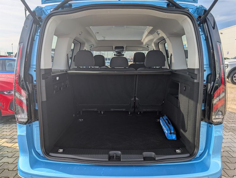 Ford Tourneo Connect Active, Tourneo, 2.0 EcoBlue 9 - fotka 10 z 21