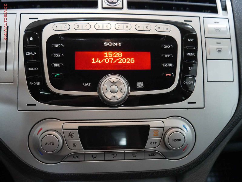 Ford Kuga (2010) 2.0TDCI 4X4, autoAC - fotka 14 z 16