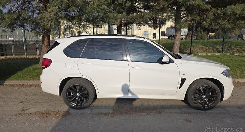 BMW X5 (2017) Prodám BMW X5 xDrive 30d - fotka 5 z 30